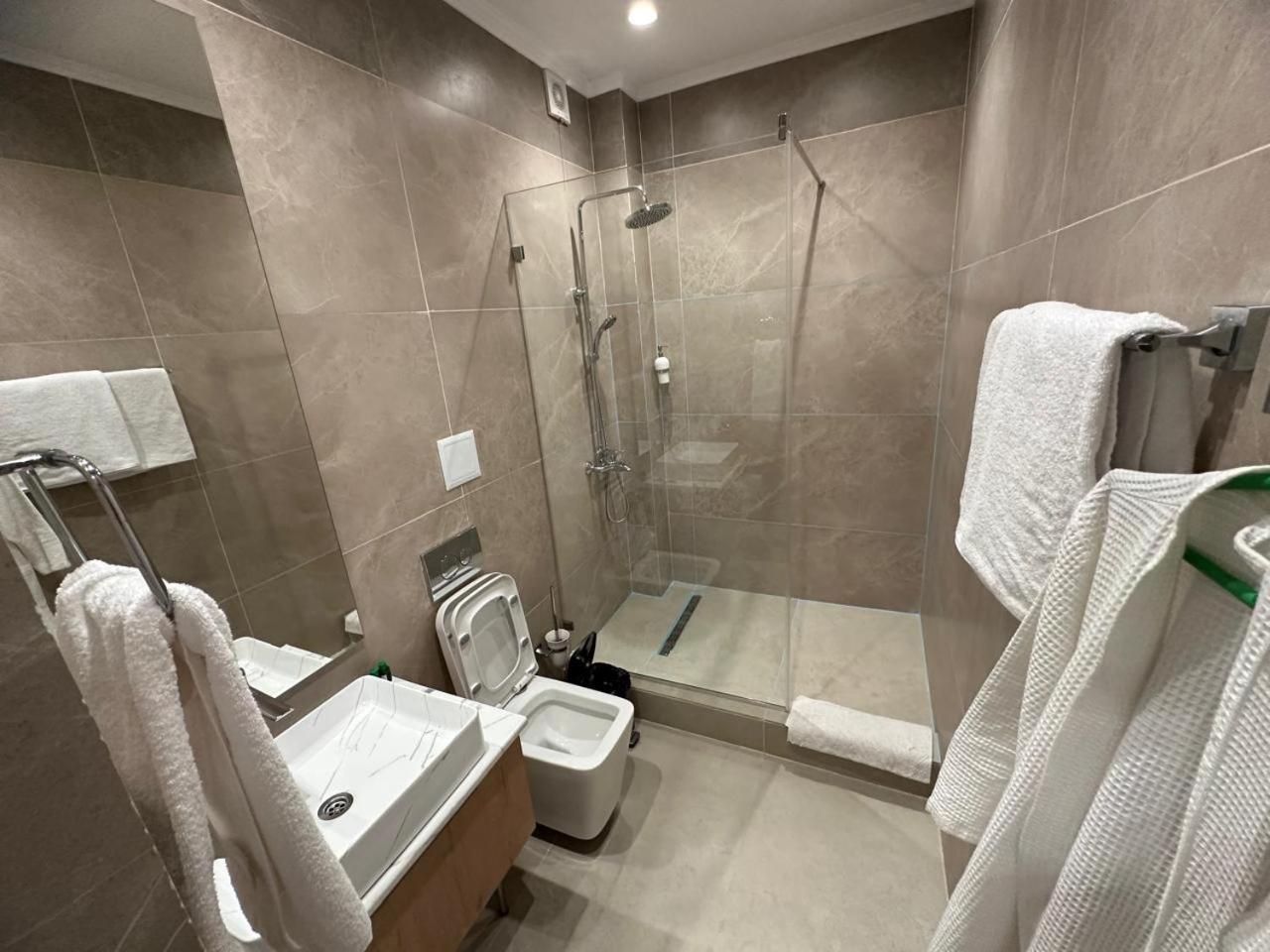 Darkol Hotel Simkent Buitenkant foto